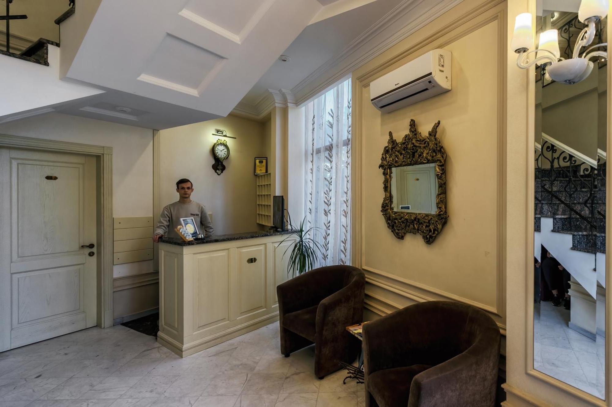 Vintage Na Bulvare Odessa Extérieur photo